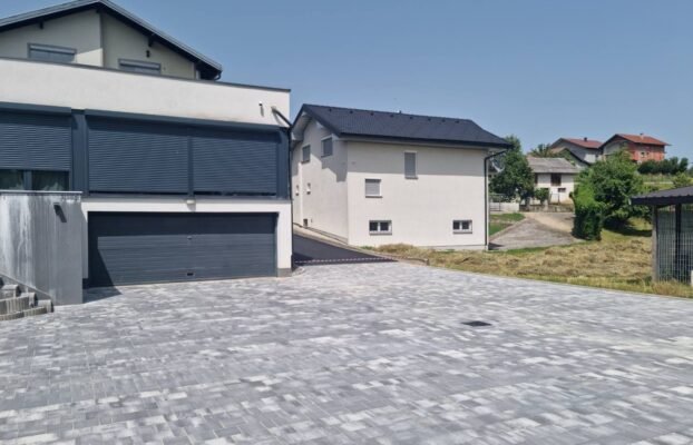 Uredite dvorište po svojoj mjeri – opločnici, ploče i dekorativni elementi Durić Betona